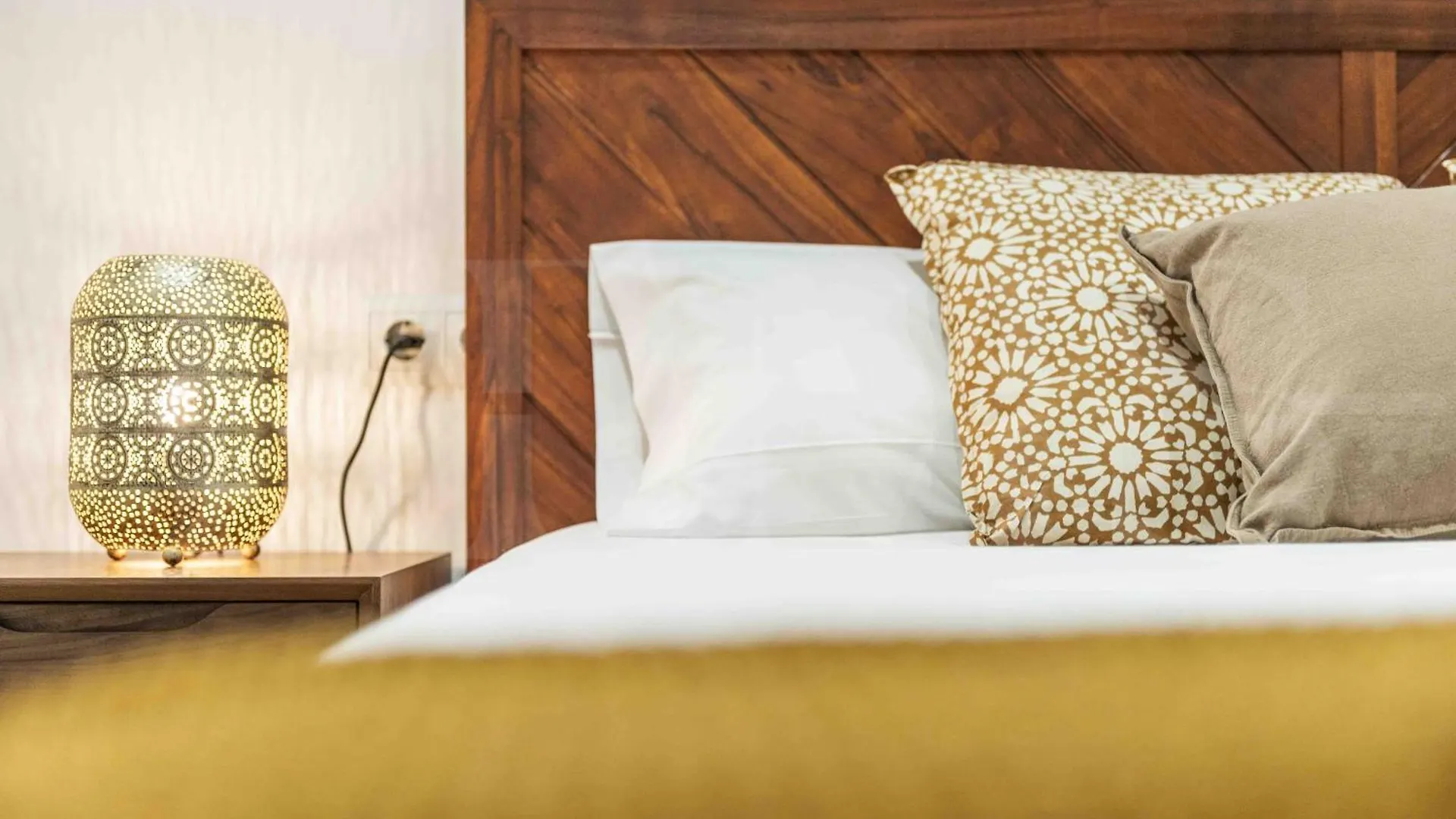 Fabulous Apartment In Historic Center By Rems Malaga